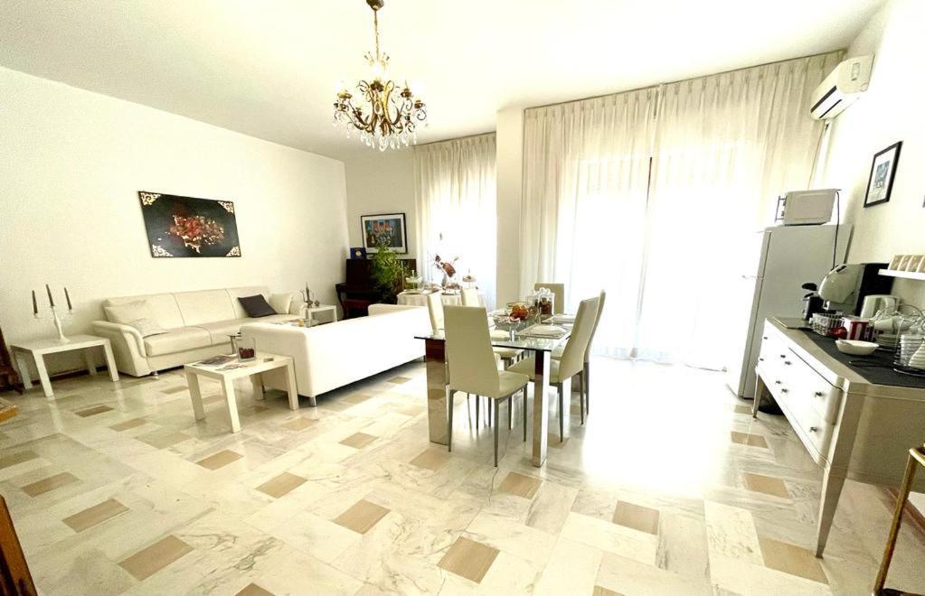 Rosa Dei Venti B&B Taranto Eksteriør bilde